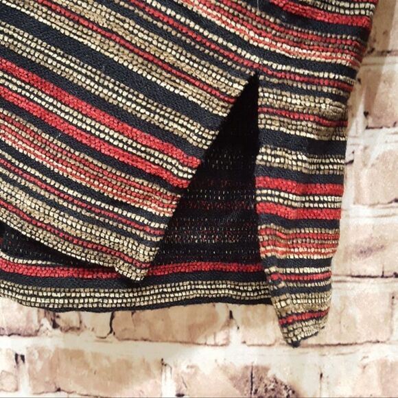 BUTTON Down Sweater Top - Picture 4 of 7